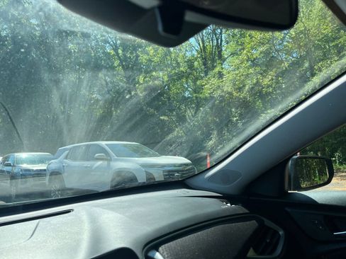 Used 2024 Chevrolet Malibu LT image 30