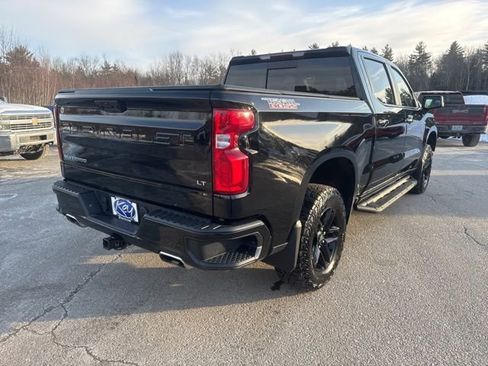 Used 2024 Chevrolet Silverado 1500 LT Trail Boss w/ Convenience Package II image 6