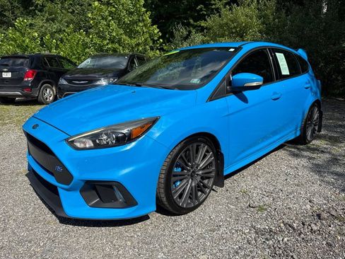 Used 2017 Ford Focus RS AWD/4WD image 3