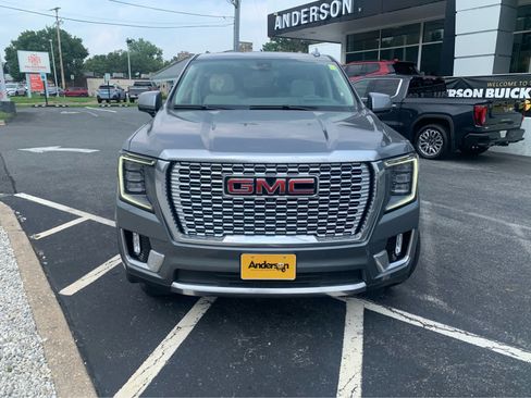 Used 2022 GMC Yukon XL Denali w/ Max Trailering Package AWD/4WD image 2