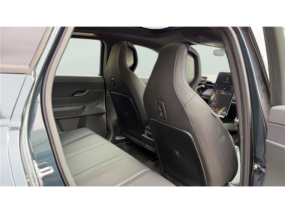 Used 2023 Fisker Ocean Ultra AWD/4WD image 22