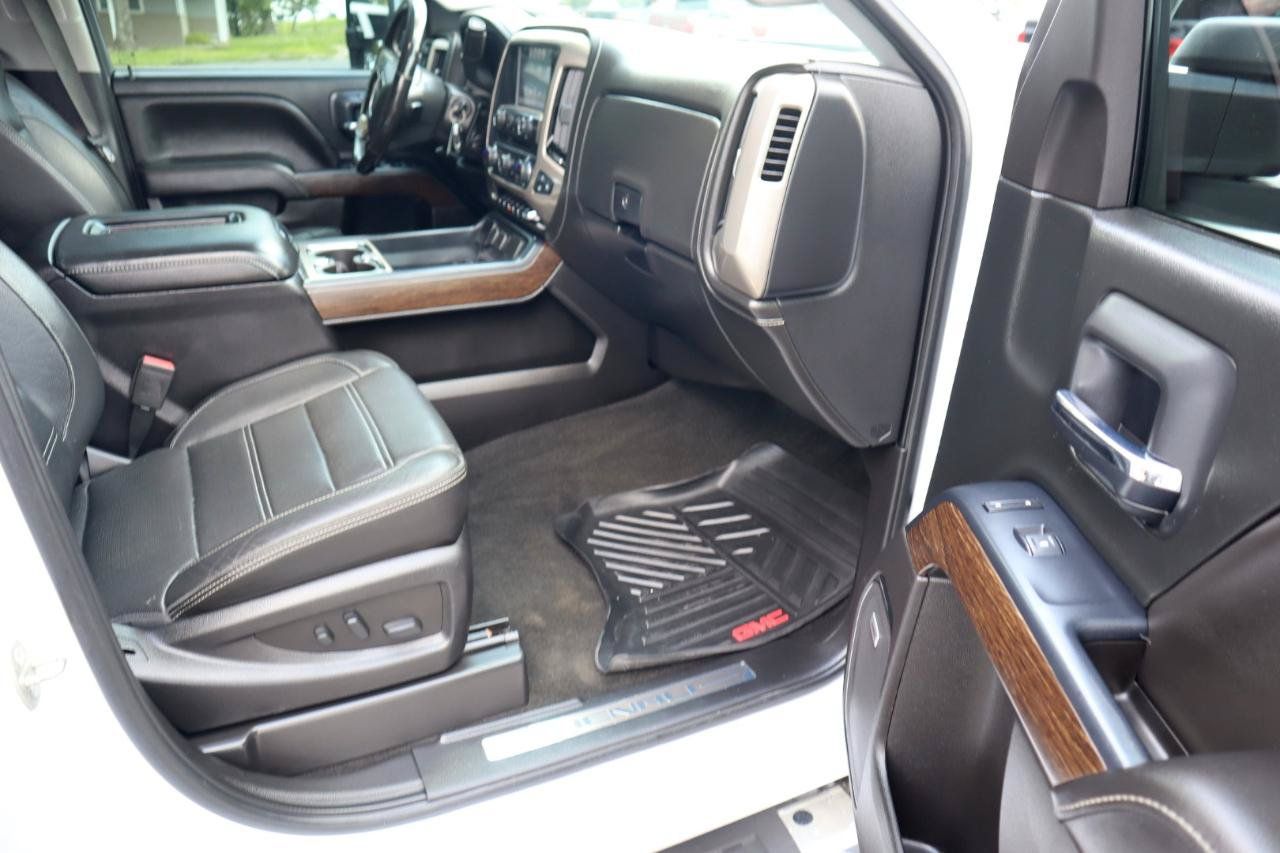 Used 2018 GMC Sierra 3500 Denali w/ Duramax Plus Package AWD/4WD image 16