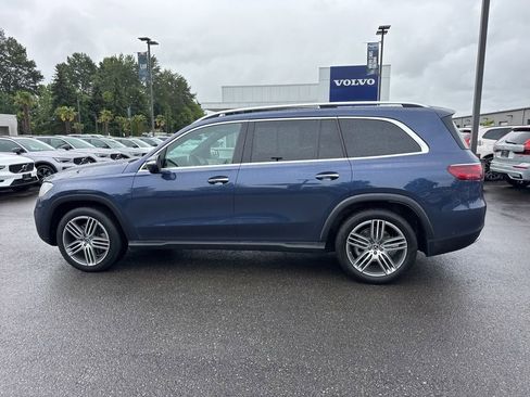 Used 2025 Mercedes-Benz GLS 450 4MATIC image 2