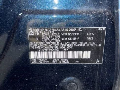 Used 2017 Toyota RAV4 LE image 10