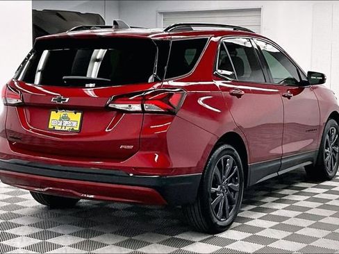 Used 2024 Chevrolet Equinox RS w/ RS Leather Package FWD image 13