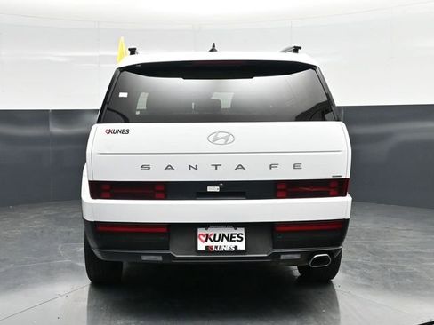 Used 2024 Hyundai Santa Fe SEL image 9