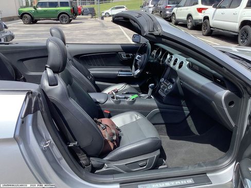 Used 2020 Ford Mustang Premium image 11