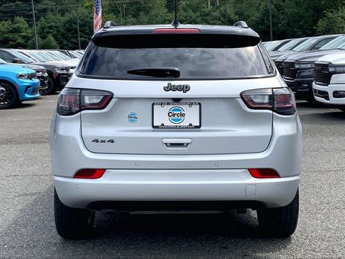Certified 2025 Jeep Compass Limited w/ High Altitude Package AWD/4WD image 4
