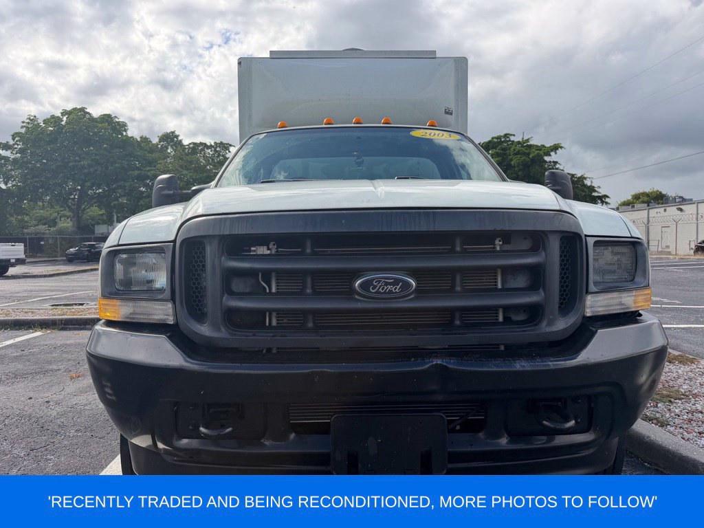 Used 2003 Ford F450 2WD Regular Cab Super Duty image 1