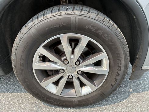 Used 2016 Dodge Durango Limited w/ Nav & Power Liftgate Group AWD/4WD image 21