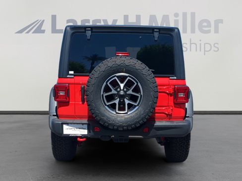 New 2025 Jeep Wrangler Rubicon w/ Steel Bumper Group image 4