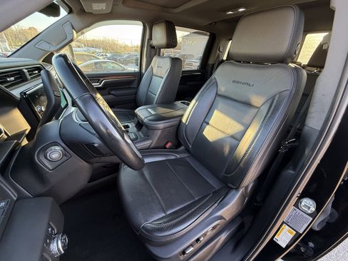 Used 2024 GMC Sierra 2500 Denali w/ Denali Reserve Package image 17