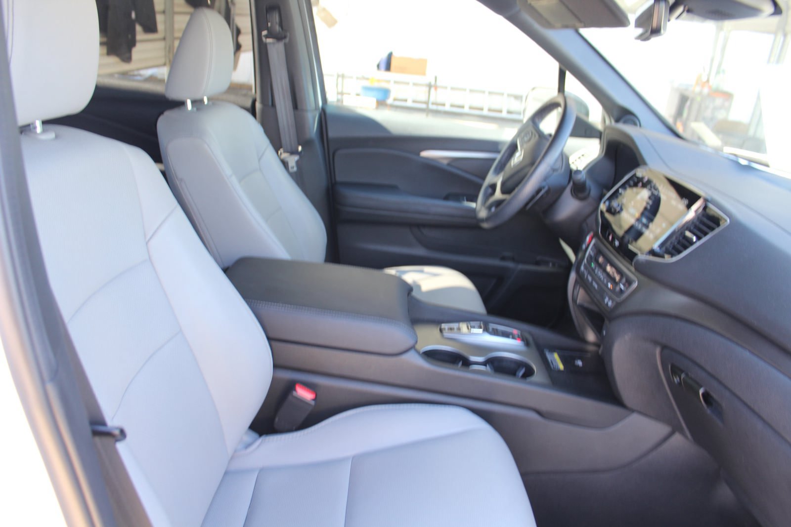 Used 2024 Honda Passport EX-L image 21