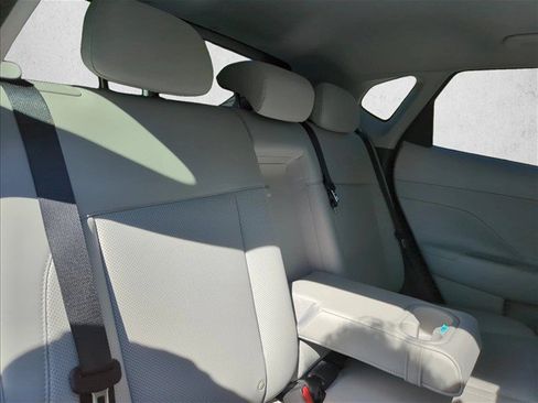 Certified 2024 Hyundai Kona Limited FWD image 28