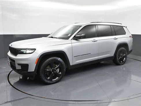 Used 2021 Jeep Grand Cherokee L Laredo RWD image 53