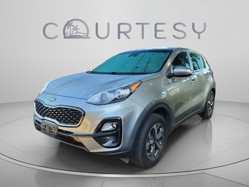 Used 2020 Kia Sportage LX AWD/4WD image 3