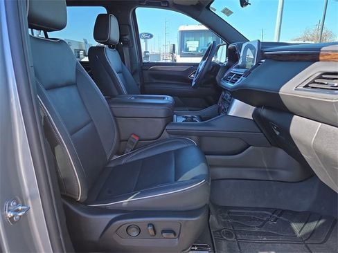 Used 2024 Chevrolet Tahoe Premier image 16