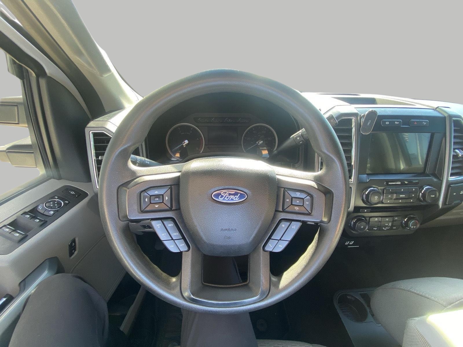 Used 2017 Ford F250 XLT w/ XLT Value Package AWD/4WD image 16