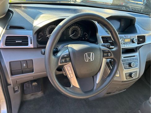 Used 2017 Honda Odyssey LX image 10