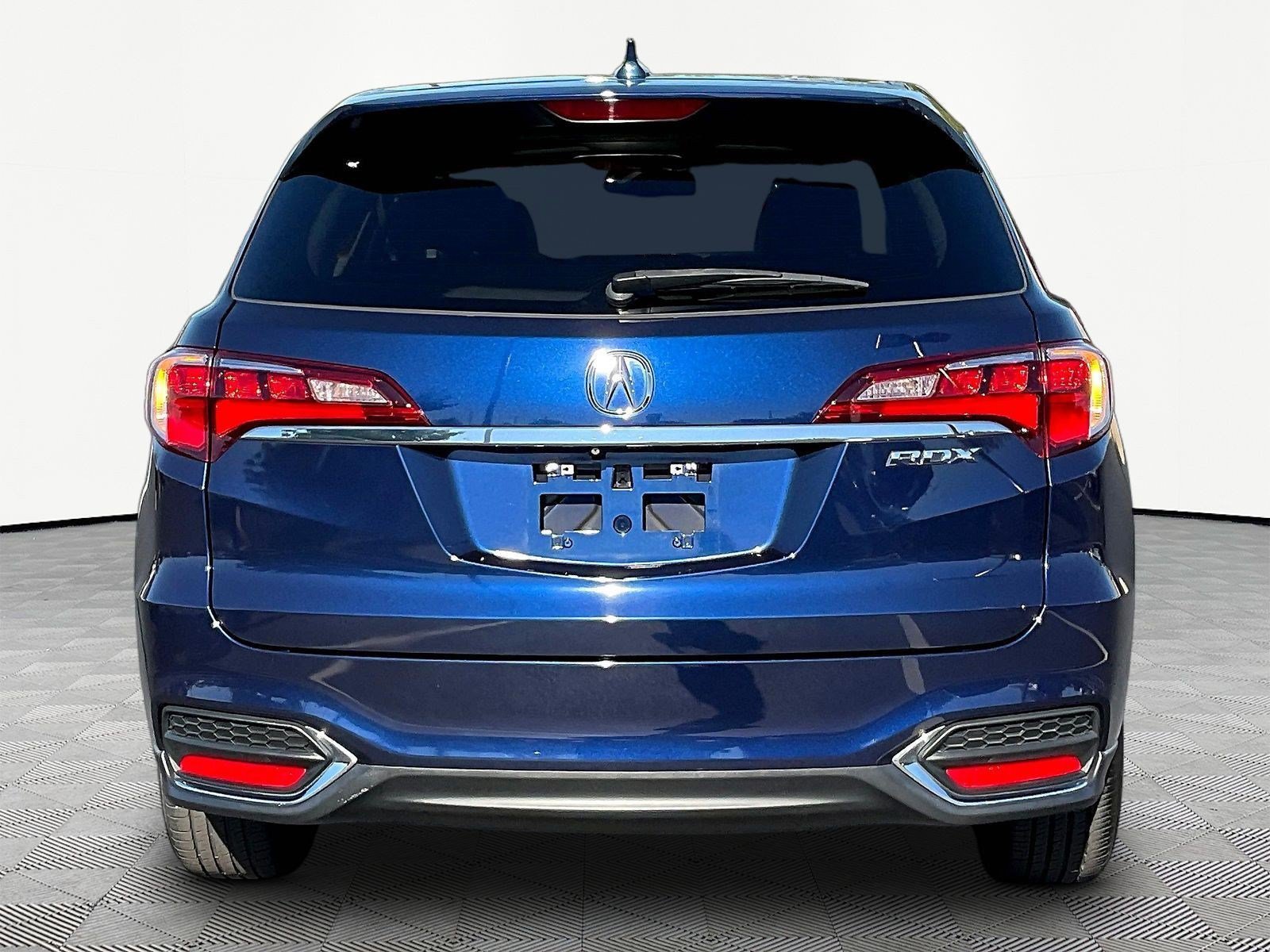 Used 2018 Acura RDX w/ Tech & AcuraWatch Plus Pack FWD image 5