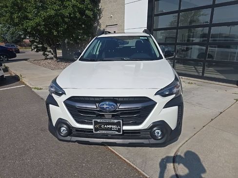Used 2024 Subaru Outback Premium AWD/4WD image 2