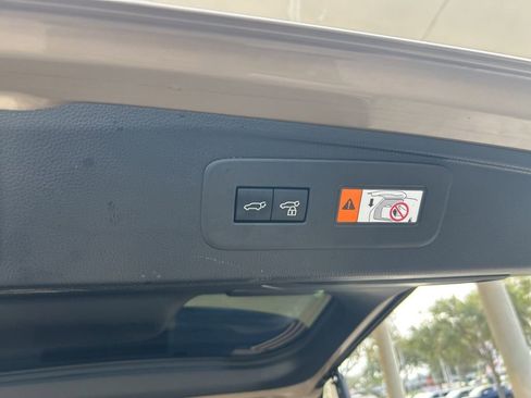 Used 2024 Lexus GX 550 image 33