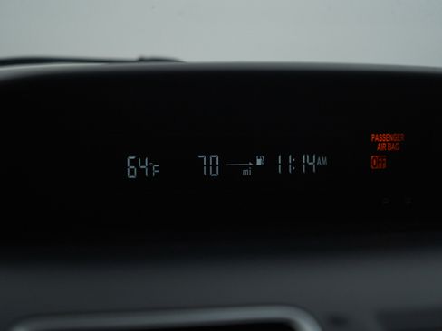 Used 2017 Subaru Crosstrek 2.0i Premium w/ Moonroof Package image 22