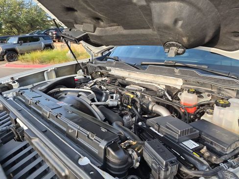 Used 2020 Chevrolet Silverado 2500 LTZ w/ LTZ Plus Package AWD/4WD image 19