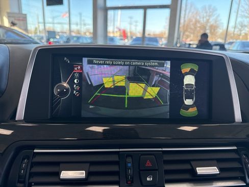 Used 2015 BMW 650i xDrive Convertible image 11