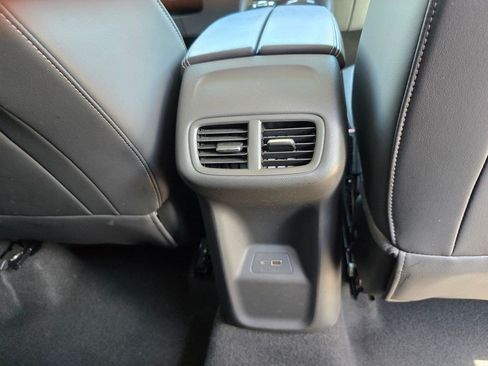 Used 2024 Buick Envision Preferred AWD/4WD image 33