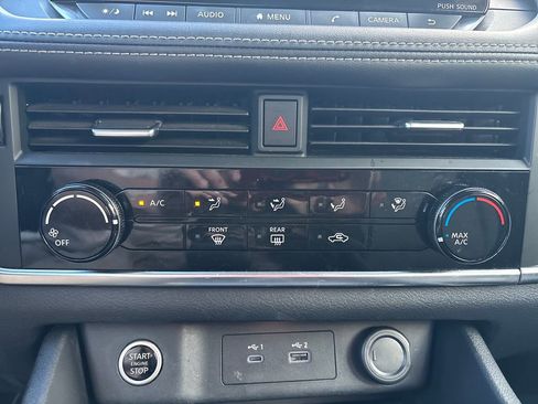 Used 2021 Nissan Rogue S AWD/4WD image 17