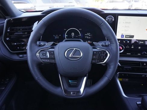 Used 2026 Lexus TX 500h AWD w/ Technology Package image 10