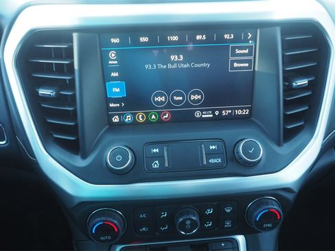 Used 2023 GMC Acadia SLT image 10