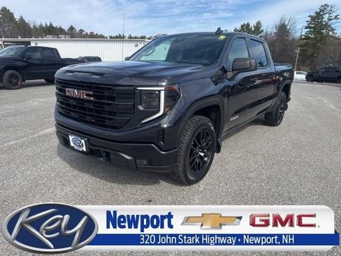 Used 2023 GMC Sierra 1500 Elevation AWD/4WD image 1