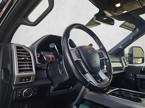 Used 2019 Ford F250 Platinum w/ Platinum Ultimate Package AWD/4WD image 9