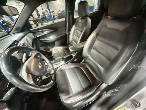 Used 2022 Chevrolet TrailBlazer RS AWD/4WD image 17