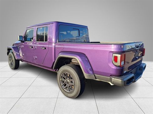 New 2026 Jeep Gladiator Sport image 4
