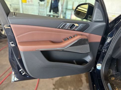 New 2026 BMW X5 xDrive50e w/ M Sport Package image 26