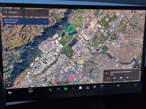 Used 2024 Tesla Model X Plaid image 24