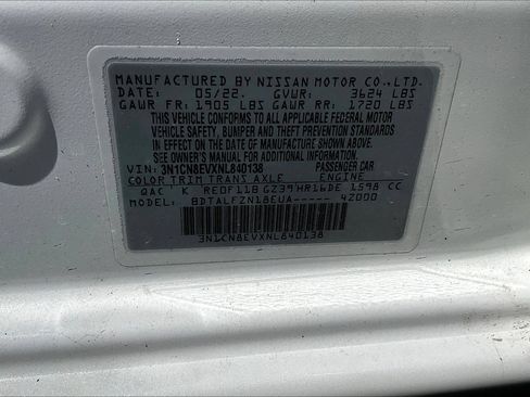Used 2022 Nissan Versa SV FWD image 18