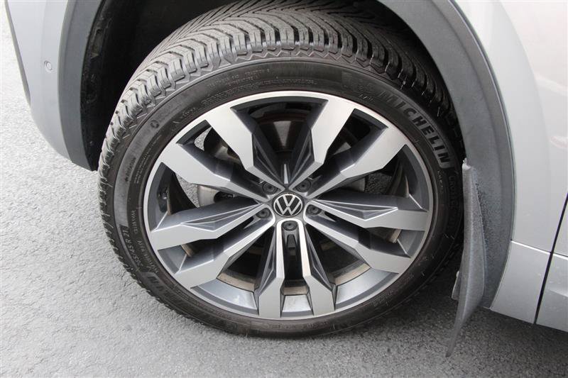 Used 2023 Volkswagen Atlas SEL Premium AWD/4WD image 39