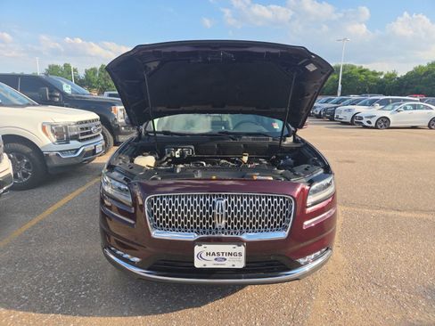 Used 2023 Lincoln Nautilus Black Label w/ Class II Trailer Tow Package AWD/4WD image 12