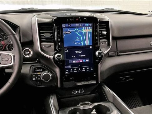 Used 2025 RAM 1500 Big Horn AWD/4WD image 7