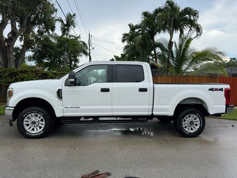 Used 2019 Ford F250 XLT image 9