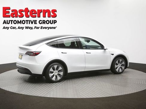 Used 2020 Tesla Model Y Long Range image 39