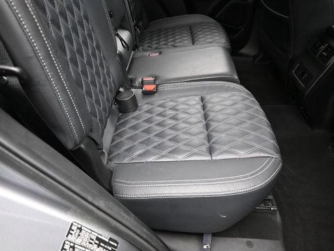 Used 2022 Mitsubishi Outlander SEL AWD/4WD image 38