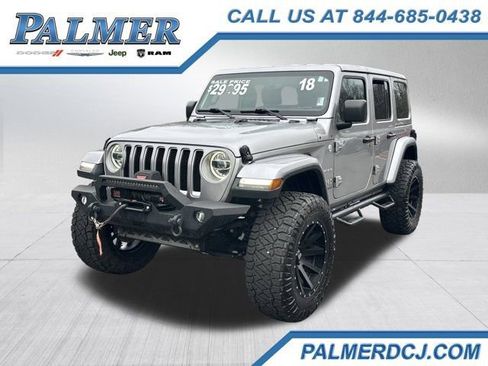 Used 2018 Jeep Wrangler Unlimited Sahara image 1