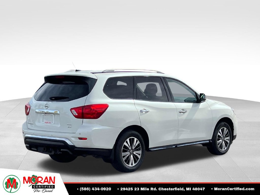 Used 2017 Nissan Pathfinder SV w/ Trailer Tow Package AWD/4WD image 5