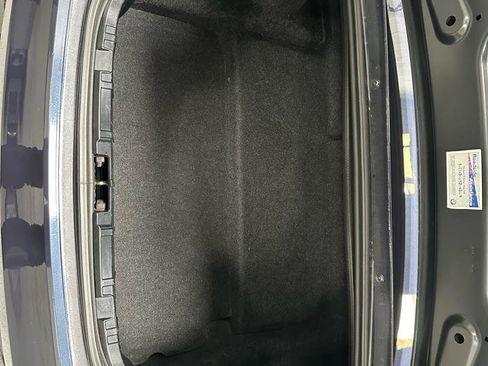 Used 2005 BMW Z4 3.0i RWD image 12