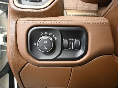 Used 2024 RAM 3500 Limited w/ Towing Technology Group image 35